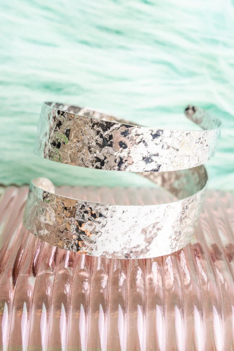 Stylish Spiral Hammered Silvertone Cuff