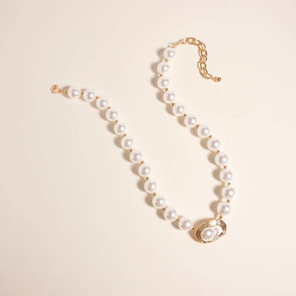 17 Inch Round Pearl Beaded Natural Metal Necklace