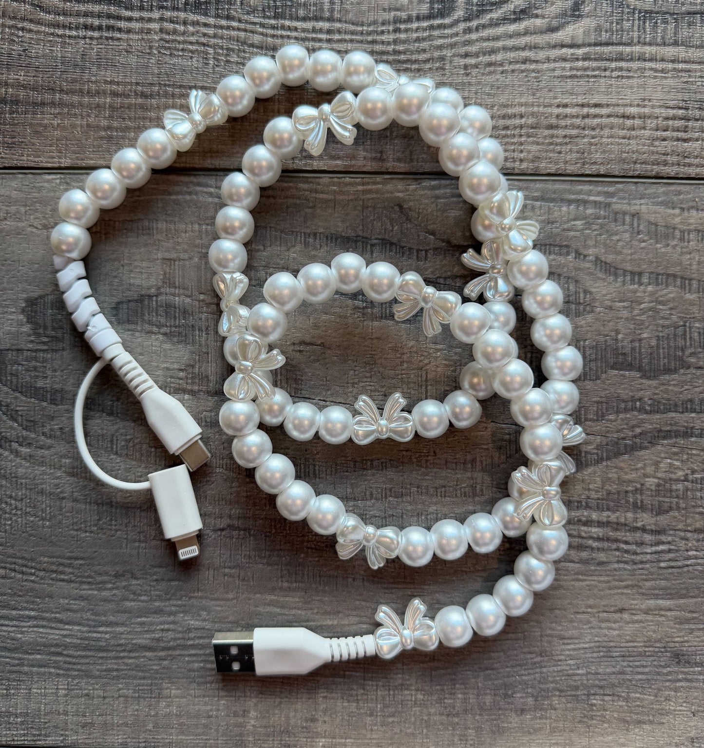 Bows Beaded Phone Charger with Lightning and USB-C Cable