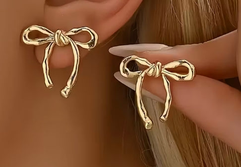 Bow earrings