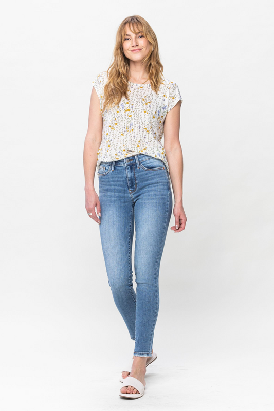 Judy Blue Light Wash Distressed Jean