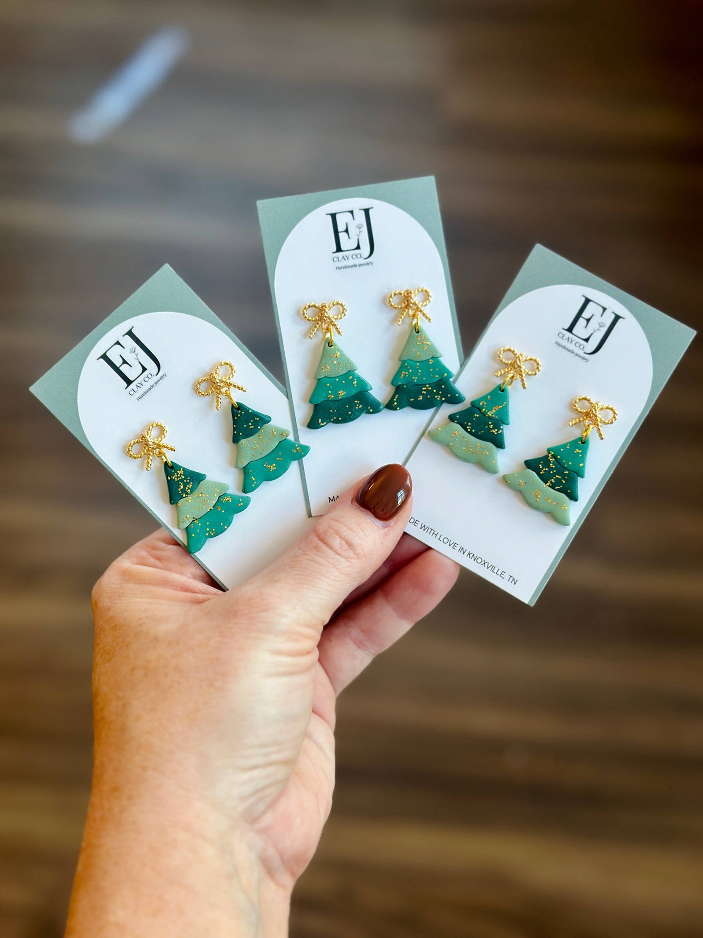 Green Ombre Tree Bow Clay Dangles - 18k